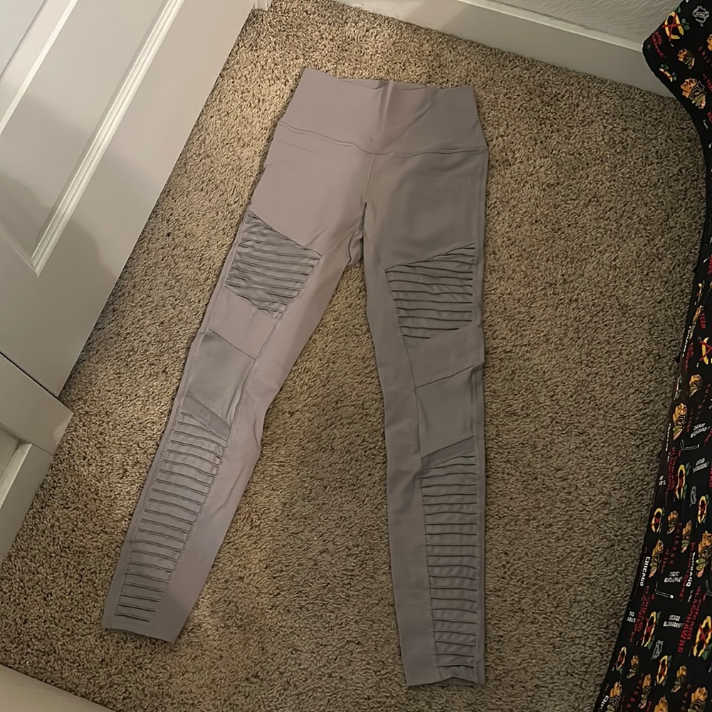 Alo leggings